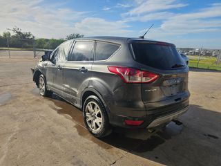 2015 Ford Escape SE - Exterior Rear Left Corner Image